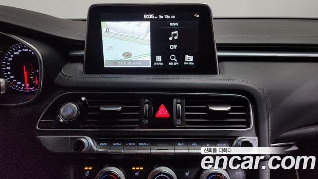 Genesis G70 Sport пакет, 2018 15