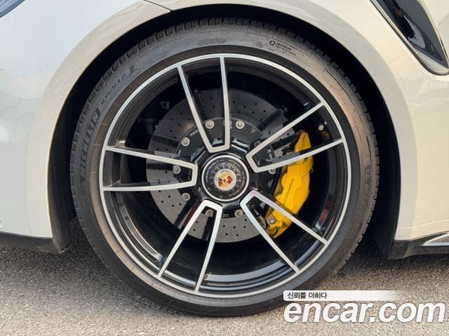 Porsche 911 (992) турбо S кабриолет, 2021 10