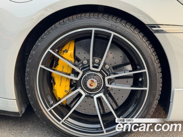 Porsche 911 (992) турбо S кабриолет, 2021 14
