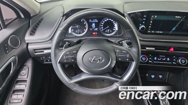 Hyundai Sonata (DN8) Premium Family, 2020 14