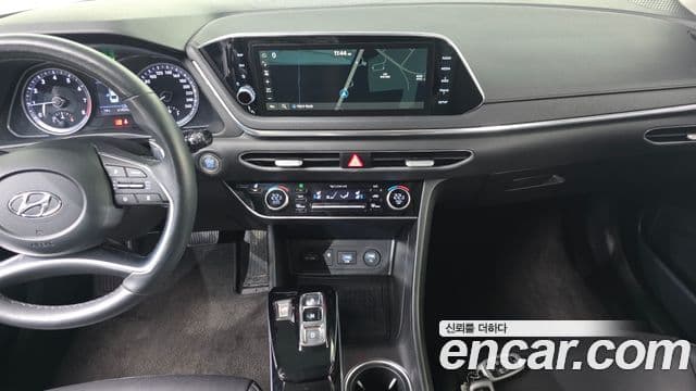 Hyundai Sonata (DN8) Premium Family, 2020 15