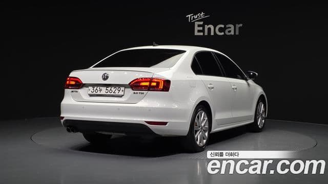 Volkswagen New Jetta 6세대, 2014 2