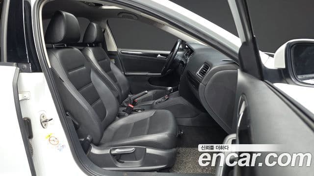 Volkswagen New Jetta 6세대, 2014 11