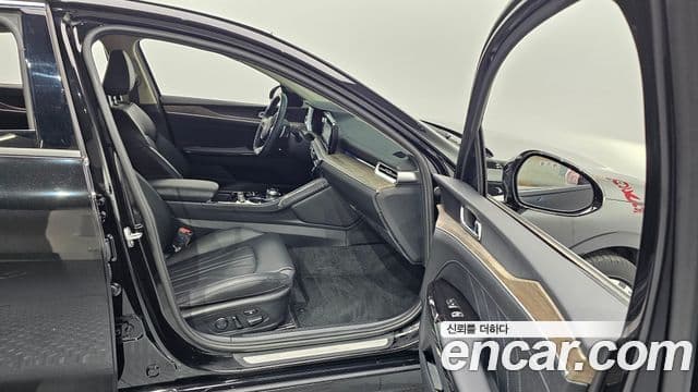 Kia K5 3세대 Signature, 2023 10