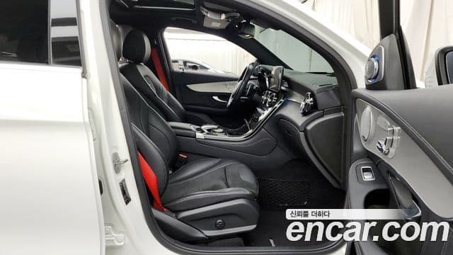 Mercedes-Benz GLC-класс X253 AMG GLC63 S 4MATIC+ купе, 2019 11