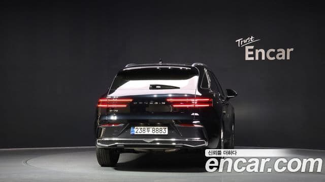 Genesis GV70, 2025 4