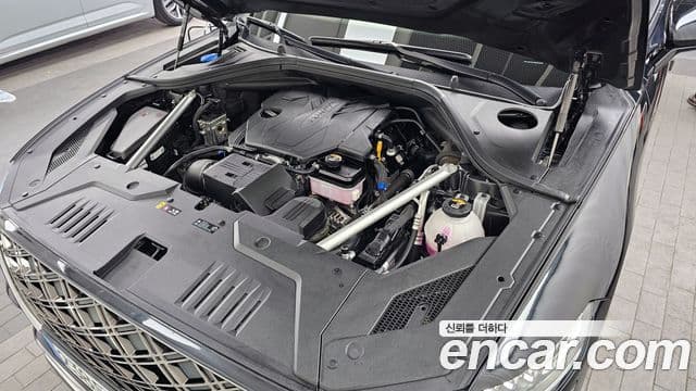 Genesis GV70, 2025 6