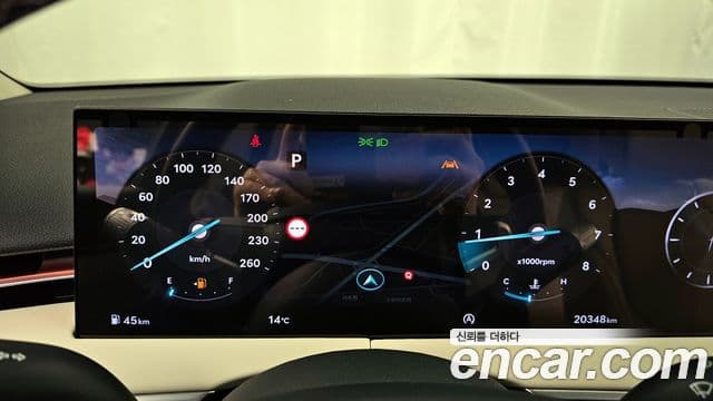 Genesis GV70, 2025 8