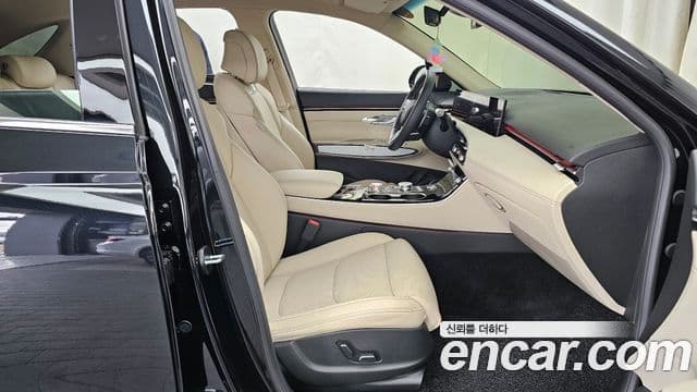 Genesis GV70, 2025 11