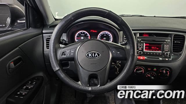 Kia Pride(новый кузов / новое поколение) 5DR 1.4 DOHC LX, 2011 15