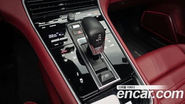 Porsche Panamera (971), 2020 9