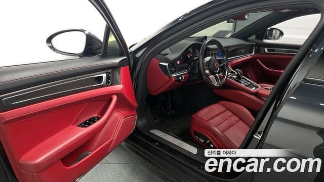 Porsche Panamera (971), 2020 10