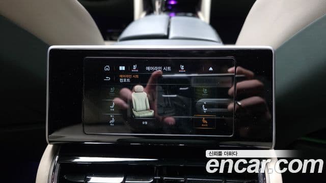 Bentley Bentayga 4.0 V8 EWB first Edition, 2024 18