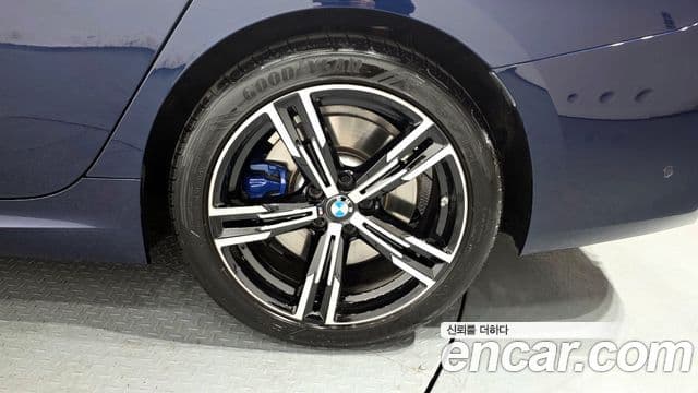 BMW 3시리즈 (G20) 320i M Sport, 2025 все фото