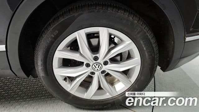 Volkswagen Tiguan 2세대 Premium, 2020 все фото