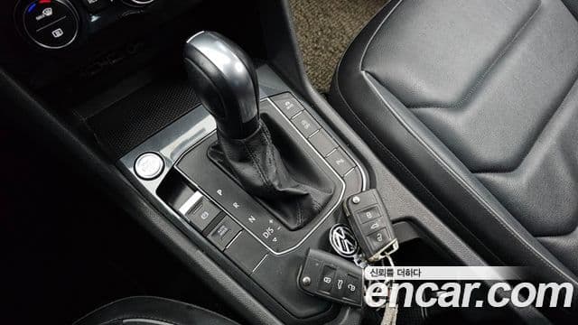 Volkswagen Tiguan 2세대 Premium, 2020 9