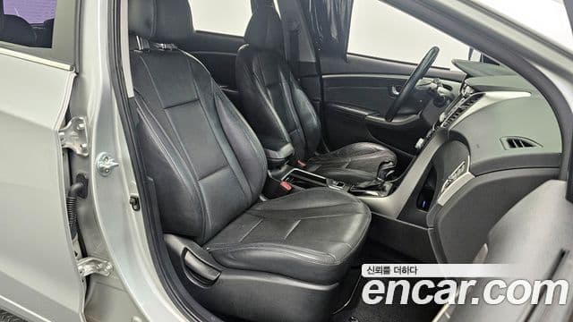 Hyundai i30(новый кузов / новое поколение) дизель 1.6 VGT PYL, 2014 10