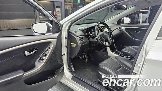 Hyundai i30(новый кузов / новое поколение) дизель 1.6 VGT PYL, 2014 11