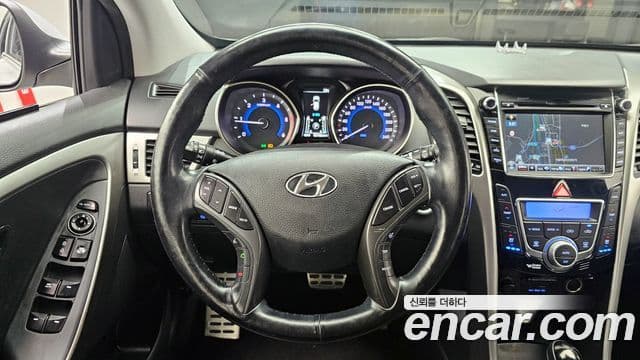 Hyundai i30(новый кузов / новое поколение) дизель 1.6 VGT PYL, 2014 14