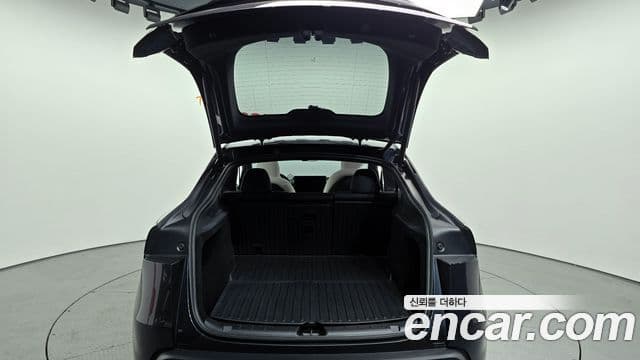 Tesla модель Y Premium RWD, 2026 20