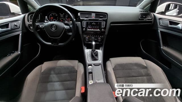 Volkswagen Гольф 7세대, 2015 7