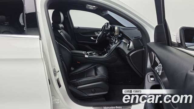 Mercedes-Benz GLC-класс X253 GLC300 4MATIC купе, 2019 12