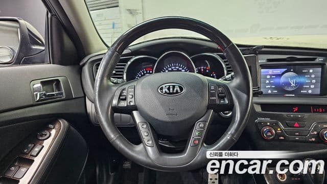 Kia K5 Prestige, 2013 13