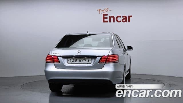Mercedes-Benz E-класс W212 E300 Elegance, 2014 4