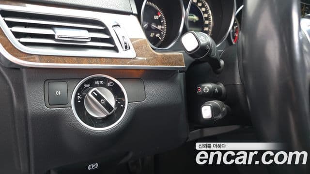 Mercedes-Benz E-класс W212 E300 Elegance, 2014 19