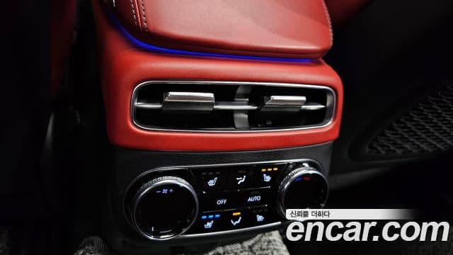 Genesis GV70, 2024 17