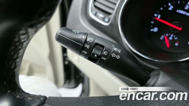 Kia The / новый New Carnival Luxury, 2019 16