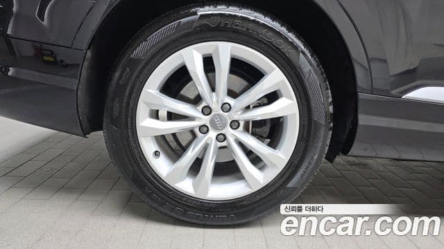 Audi Q7 (4M), 2019 все фото