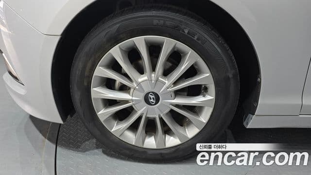 Hyundai LF Sonata 2.0 Smart, 2015 все фото