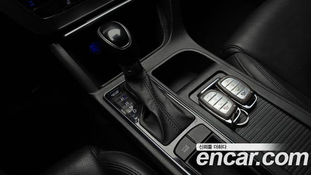 Hyundai LF Sonata 2.0 Smart, 2015 9