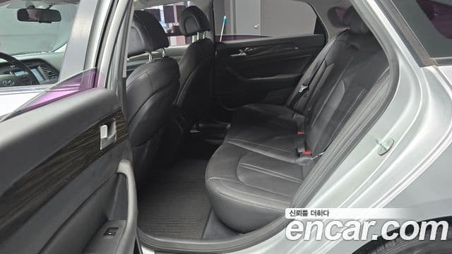 Hyundai LF Sonata 2.0 Smart, 2015 13