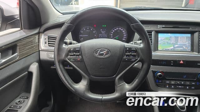 Hyundai LF Sonata 2.0 Smart, 2015 14