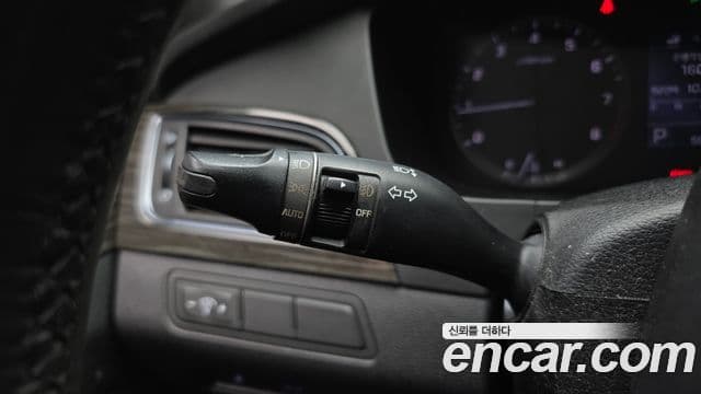 Hyundai LF Sonata 2.0 Smart, 2015 19