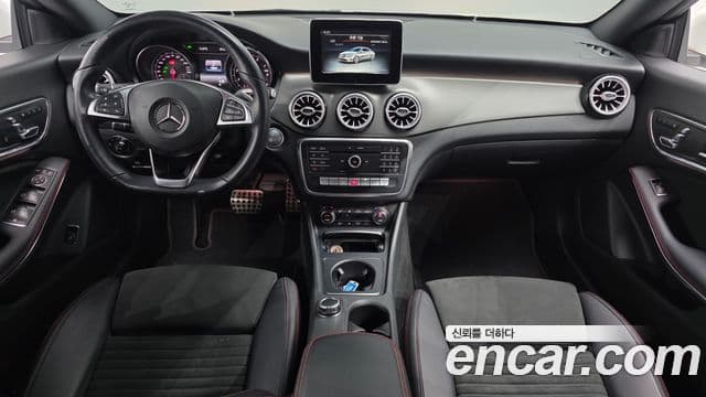 Mercedes-Benz CLA-класс C117 AMG Line, 2019 7