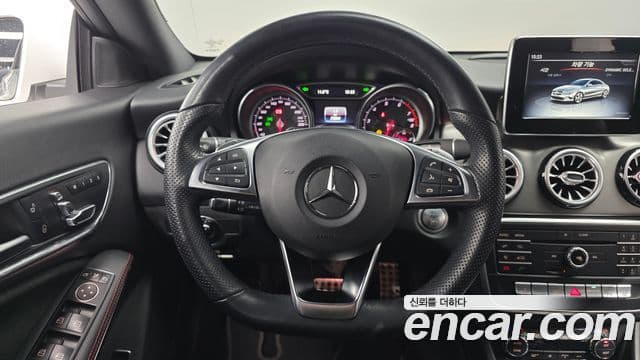Mercedes-Benz CLA-класс C117 AMG Line, 2019 13