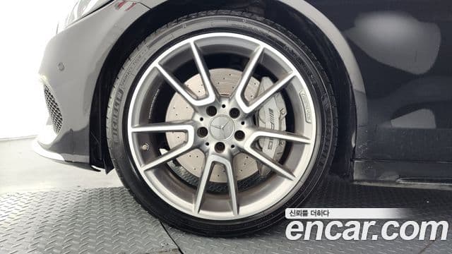 Mercedes-Benz C-класс W205 C43 AMG 4MATIC, 2017 все фото