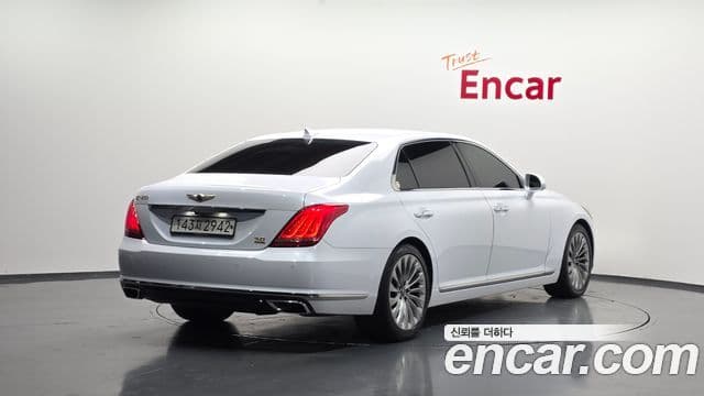 Genesis EQ900 Prestige, 2017 2