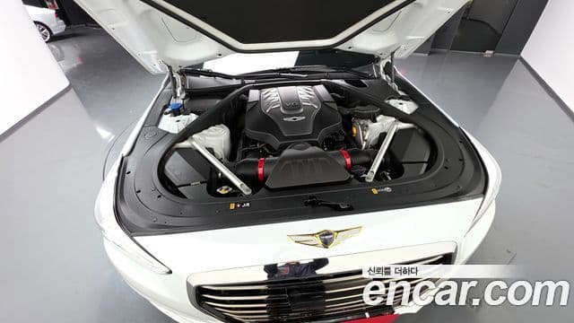 Genesis EQ900 Prestige, 2017 6