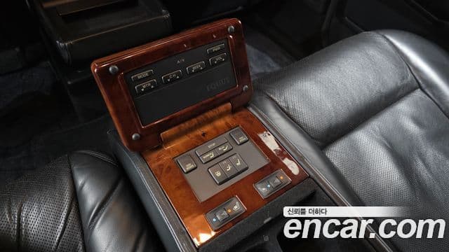 Hyundai Equus VL450 лимузин, 2006 19