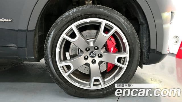 Maserati Levante 3.0 AWD GranSport, 2020 все фото