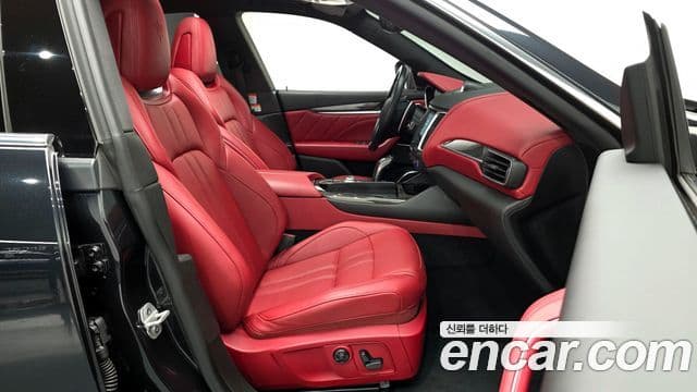 Maserati Levante 3.0 AWD GranSport, 2020 11