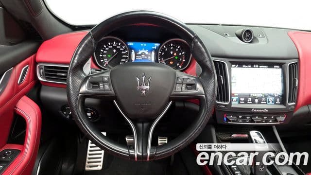 Maserati Levante 3.0 AWD GranSport, 2020 13