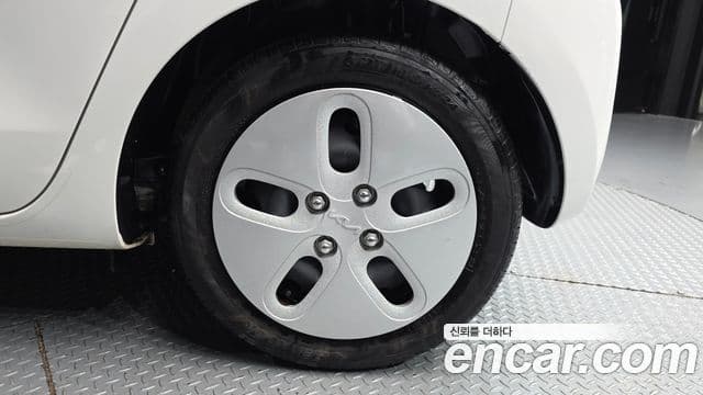 Kia The / новый New Ray Standard, 2022 все фото