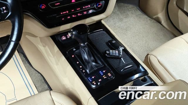 Kia All New Carnival Noblesse, 2016 9