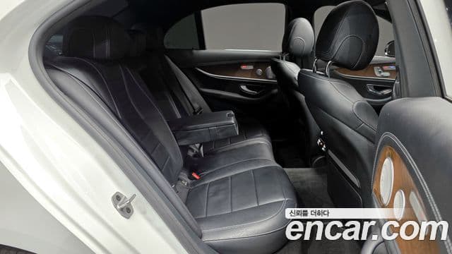 Mercedes-Benz E-класс W213 Exclusive, 2021 12