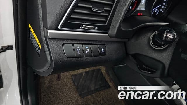 Hyundai Avante AD 1.6 GDI Value Plus, 2018 17